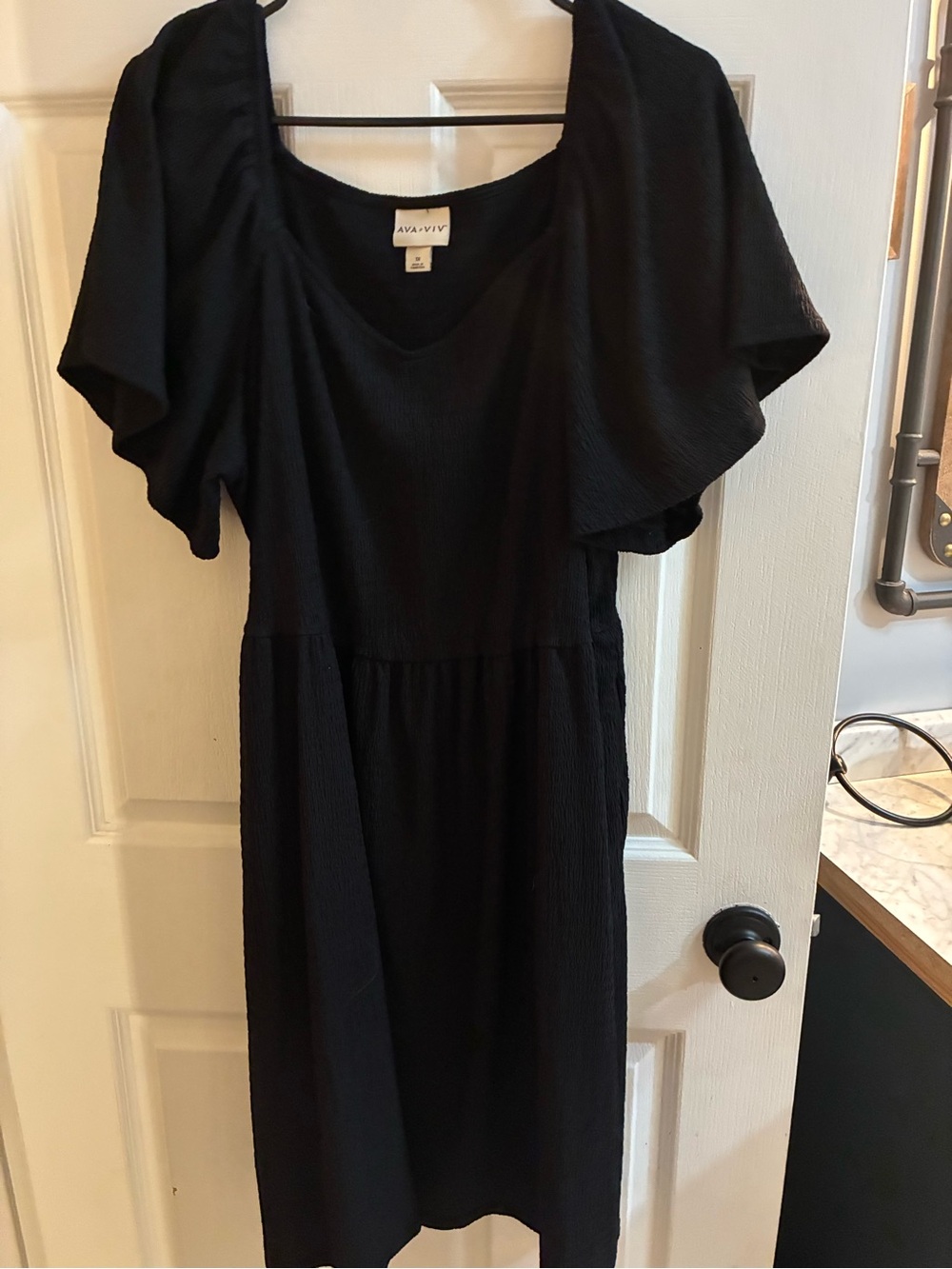 Ava & Viv Black Flutter Sleeve Dress Plus Size 1X Textured Midi Dress